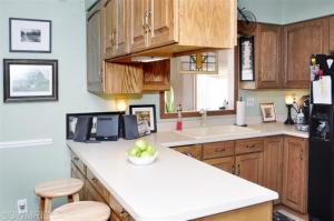 400 Sherman, Marshall, MI 49068 photo 5