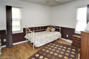 400 Sherman, Marshall, MI 49068 photo 12
