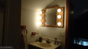 240 Station St, Constantine, MI 49042 photo 7