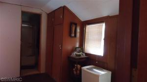 240 Station St, Constantine, MI 49042 photo 4