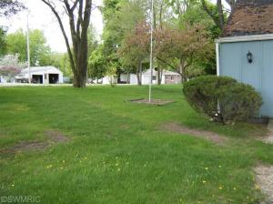 424 Third St, Edmore, MI 48829 photo 4