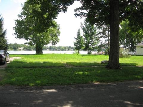 631 Maple St, Colon, MI 49040 photo 1