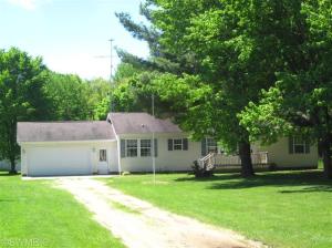 191 W Sidney Rd, Sidney, MI 48885 photo 2