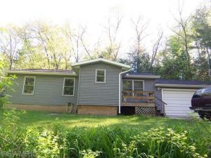 5267 E 86th St, Newaygo, MI 49337 photo 2