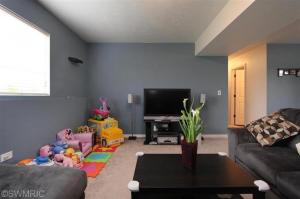 739 Pine Ridge Dr, Belding, MI 48809 photo 15