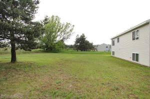 739 Pine Ridge Dr, Belding, MI 48809 photo 22