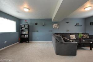 739 Pine Ridge Dr, Belding, MI 48809 photo 18