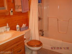 8978 E Kinney Rd, Branch, MI 49402 photo 12