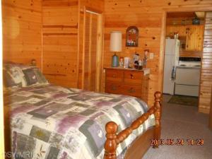 8978 E Kinney Rd, Branch, MI 49402 photo 11