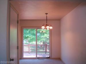206 E North Dr, Marshall, MI 49068 photo 3