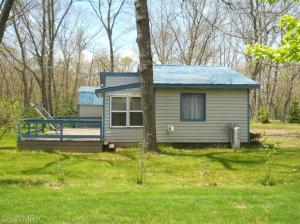 3115 W Deer Dr, Baldwin, MI 49304 photo 2