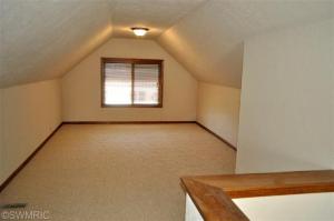 622 Harrison St, Belding, MI 48809 photo 11