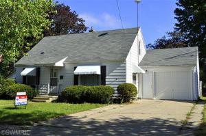 622 Harrison St, Belding, MI 48809 photo 1