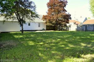 622 Harrison St, Belding, MI 48809 photo 17