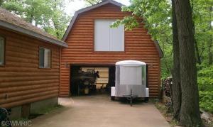906 Wood St, Pullman, MI 49450 photo 4