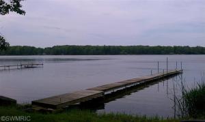 906 Wood St, Pullman, MI 49450 photo 7