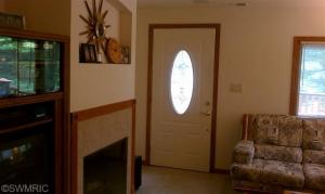 906 Wood St, Pullman, MI 49450 photo 9