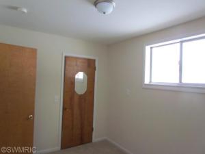 8379 Oak Point Dr, Jackson, MI 49201 photo 10