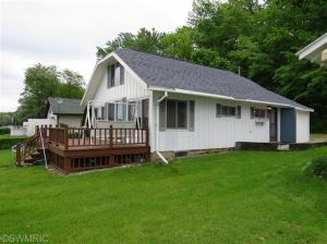 3105 Baseline Rd, Gobles, MI 49905 photo 2