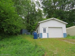 3105 Baseline Rd, Gobles, MI 49905 photo 4