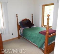 454 Longview Dr, Coldwater, MI 49036 photo 8
