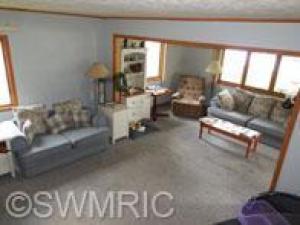 454 Longview Dr, Coldwater, MI 49036 photo 4