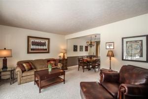 3149 Howlett Dr SE, Ada, MI 49301 photo 2