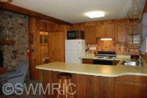 6191 W 60th, Baldwin, MI 49304 photo 9