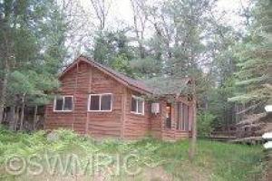 6191 W 60th, Baldwin, MI 49304 photo 5