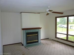 6865 Olde Pine Dr, Jenison, MI 49428 photo 2