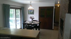 7104 Crestwood Ave, Jenison, MI 49428 photo 5