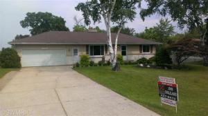 7104 Crestwood Ave, Jenison, MI 49428 photo 1