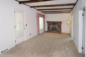 828 E Michigan Ave, Marshall, MI 49068 photo 3