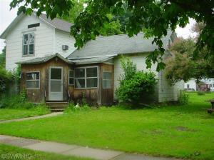 136 James St W, Lawrence, MI 49064 photo 1