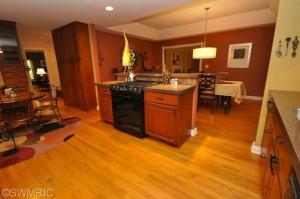 5550 Forest Bend Dr SE, Ada, MI 49301 photo 5