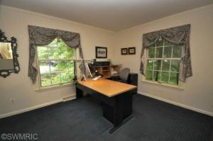 5550 Forest Bend Dr SE, Ada, MI 49301 photo 17
