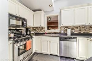 8334 Fulton E, Ada, MI 49301 photo 7