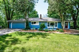 8334 Fulton E, Ada, MI 49301 photo 1