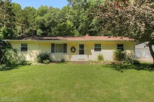 822 Grindle Dr SE, Lowell, MI 49331 photo 1