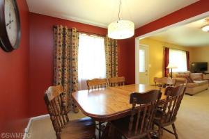 822 Grindle Dr SE, Lowell, MI 49331 photo 11
