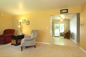 822 Grindle Dr SE, Lowell, MI 49331 photo 5