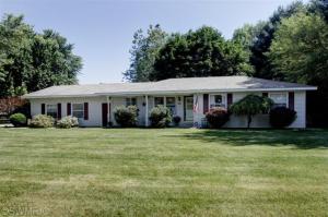 56957 Bow Dr, Three Rivers, MI 49093 photo 1