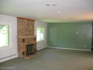 1003 Walnut St, Three Rivers, MI 49093 photo 3