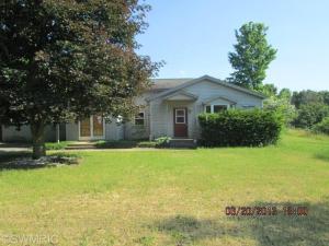 10989 Ware Rd, Lowell, MI 49331 photo 1