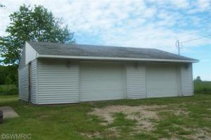 11323 E Fir Rd, Gladwin, MI 48624 photo 4