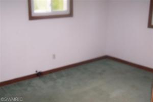 11323 E Fir Rd, Gladwin, MI 48624 photo 9
