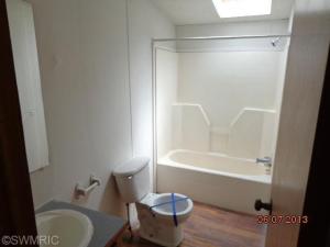 705 Elm St, Marshall, MI 49068 photo 3