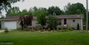 7080 E 76th St, Newaygo, MI 49337 photo 2