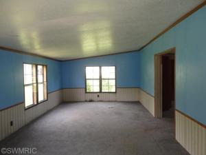 4303 First St, Mcbride, MI 48852 photo 7