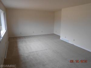 236 Oak Dr, Bronson, MI 49028 photo 5